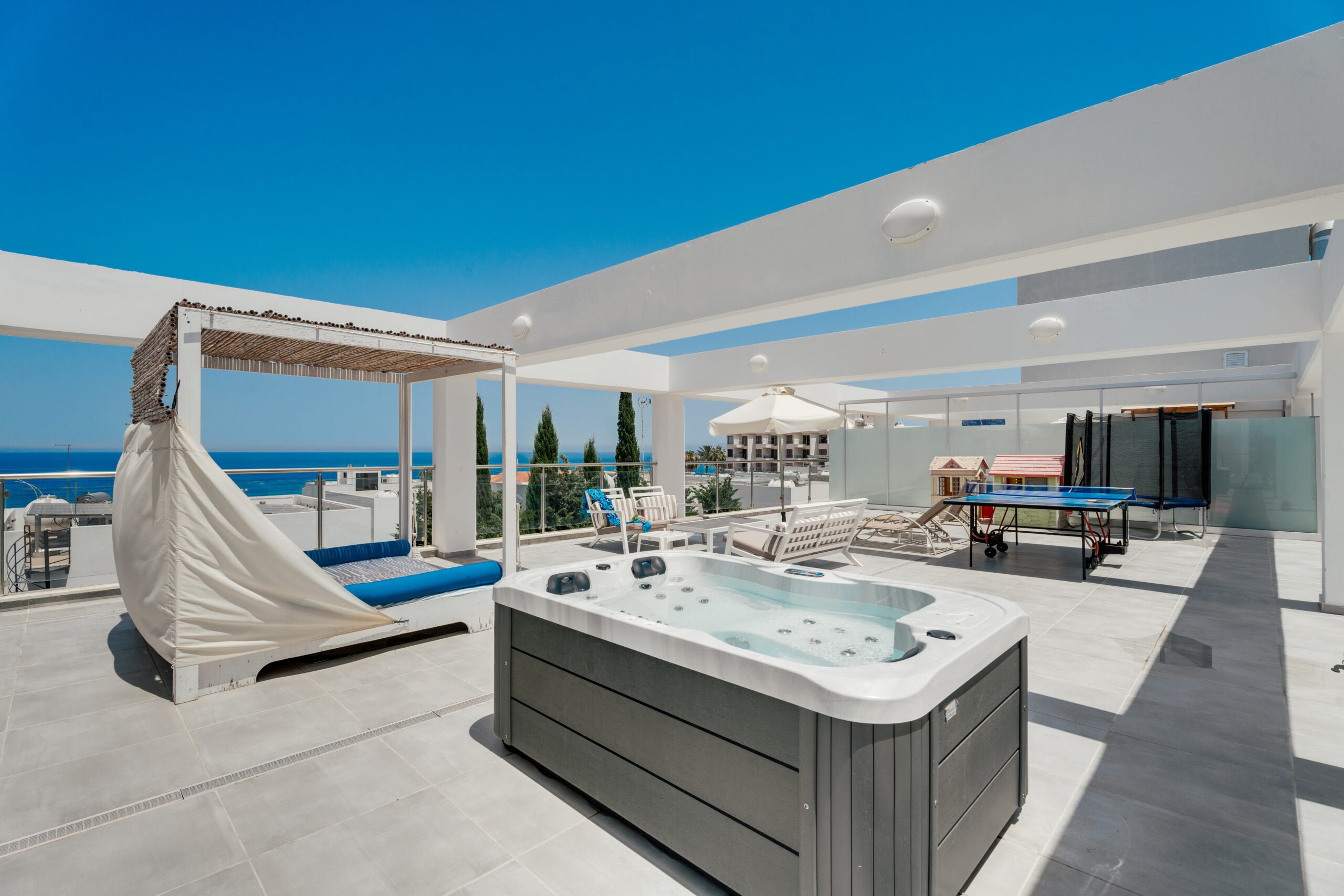 Apartment 1 Jacuzzi 02 scaled